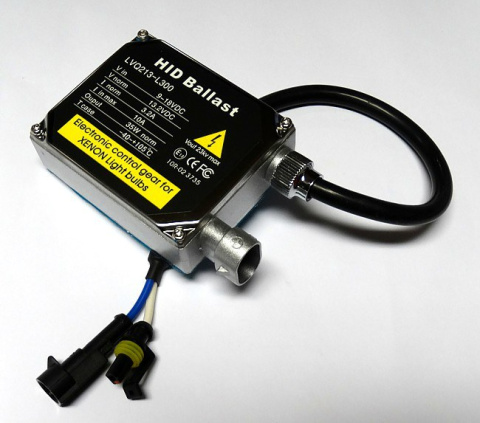 Przetwornica XENON 12V 35W AC Przetwornica XENON 12V 35W AC